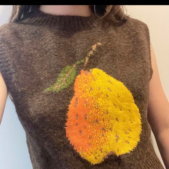 Cider Women’s Size M Wool Alpaca Brown Pear Sweater Vest V Neck Collegiate Tank - Picture 2 of 11